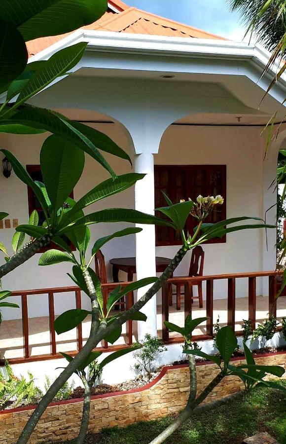 Palmera Palma Private 1-Br Bungalow In โมอัลโบอัล ภายนอก รูปภาพ